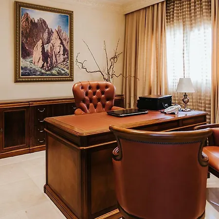 Luxury Golf King فيلة *